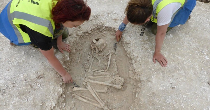 Scientists make "jaw-dropping" discovery about Iron Age women in U.K.