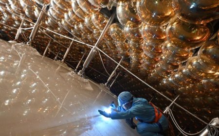 This Giant Subterranean Neutrino Detector Is Taking On the Mysteries of Physics