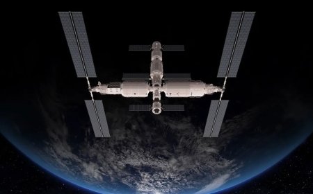 Big Tech Dreams of Putting Data Centers in Space