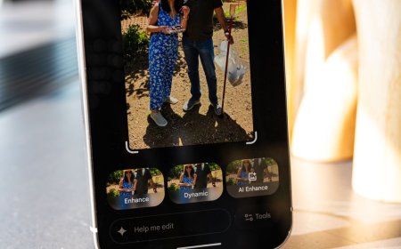 Google’s Conversational Photo Editor Is the Rare AI Feature People Will Actually Use
