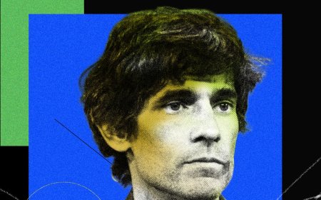 Why Nicholas Thompson Made a Custom GPT to Run Faster