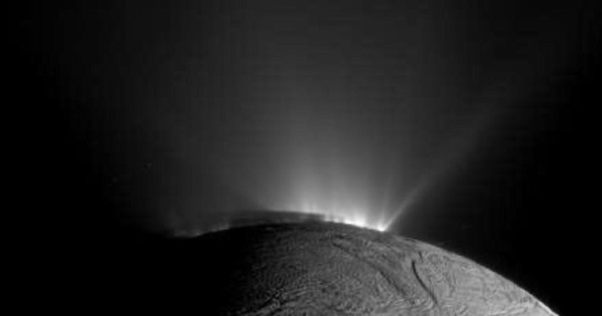 Saturn's moon shows favorable conditions for life: "Simply phenomenal"