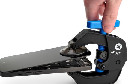 iFixit Put a Chatbot Repair Expert in an App