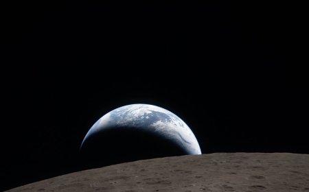 Artemis II’s Breathtaking View of the Far Side of the Moon