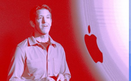 Apple's Next CEO Needs to Launch a Killer AI Product