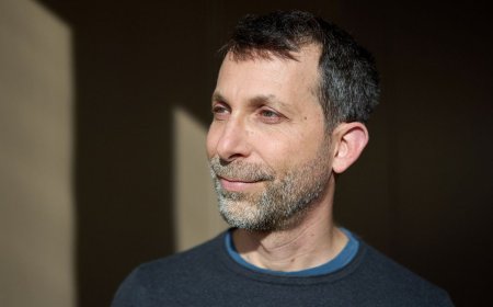 The Man Behind AlphaGo Thinks AI Is Taking the Wrong Path