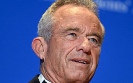 RFK Jr.’s New Podcast Is as Weird as You’d Expect