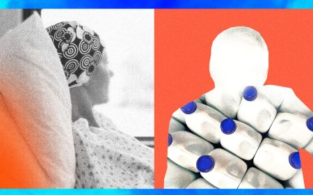 Pseudoscientific Cancer ‘Treatment’ Involves Gassing Naked People in Plastic Bags With Bleach