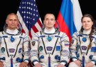 Russian Soyuz rocket launches fresh crew to space station